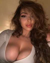 Antalya Escort Ela Tüm Stilleri Biliyor