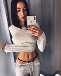 Eşsiz Tasarım ve Beklenen Ötesi Hizmet Sunan Kemer Escort Gülden