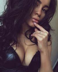 Lara Escort Bölgesinden Ateşli ve Çekici Defne